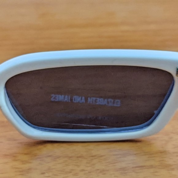 Elizabeth and James Sunglasses #2💥PRICE DROP💥 - Picture 9 of 10